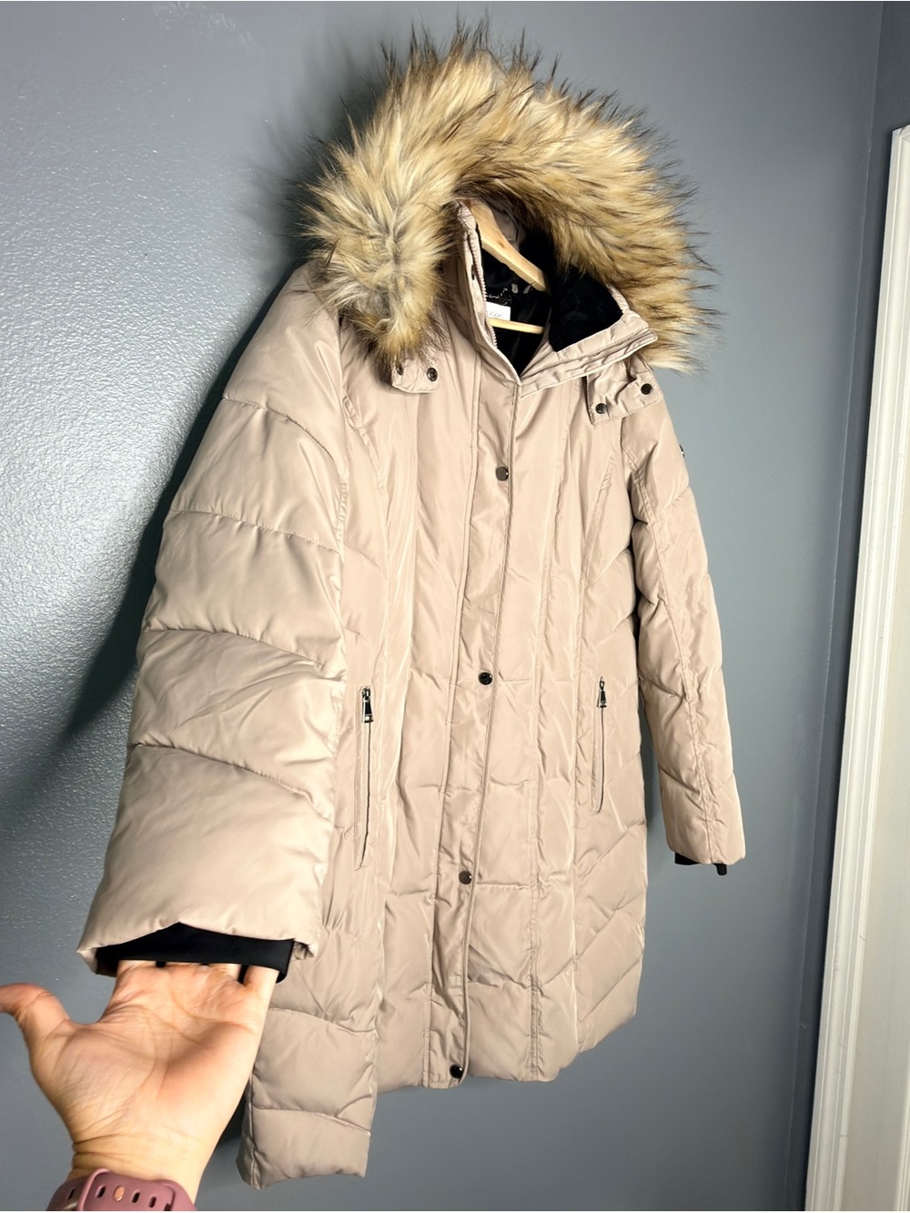 Calvin Klein Beige Long Puffer Parka Coat with Faux Fur Trim Hood Womens xl
